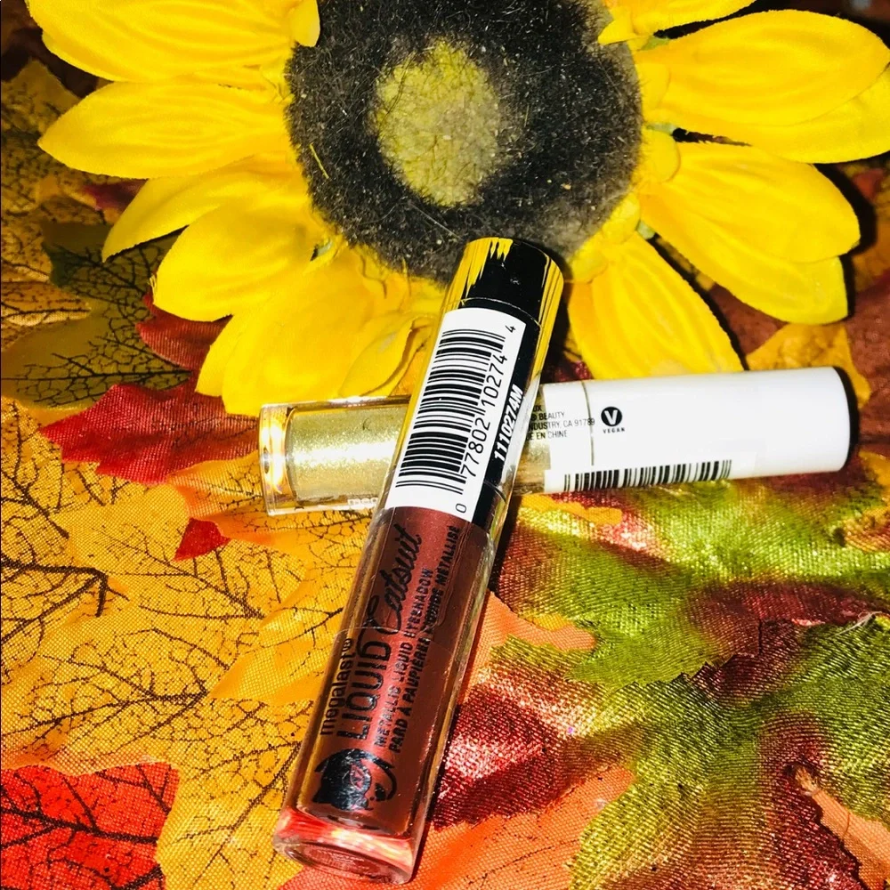 Wet n wild 2 Liquid Eyeshadows